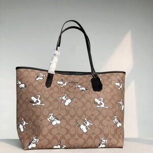 Coach Snoopy Co-branded Tote Shopping Bag